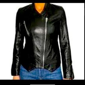 😎 Black Leather Jacket 😎